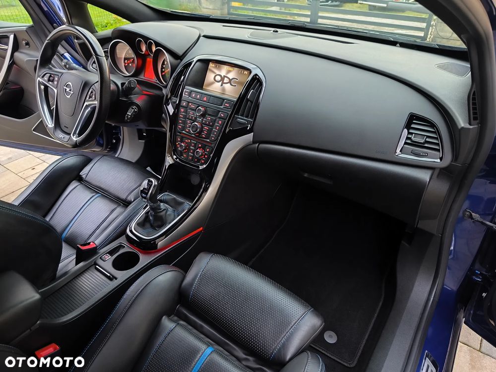 Opel Astra IV GTC OPC - 28