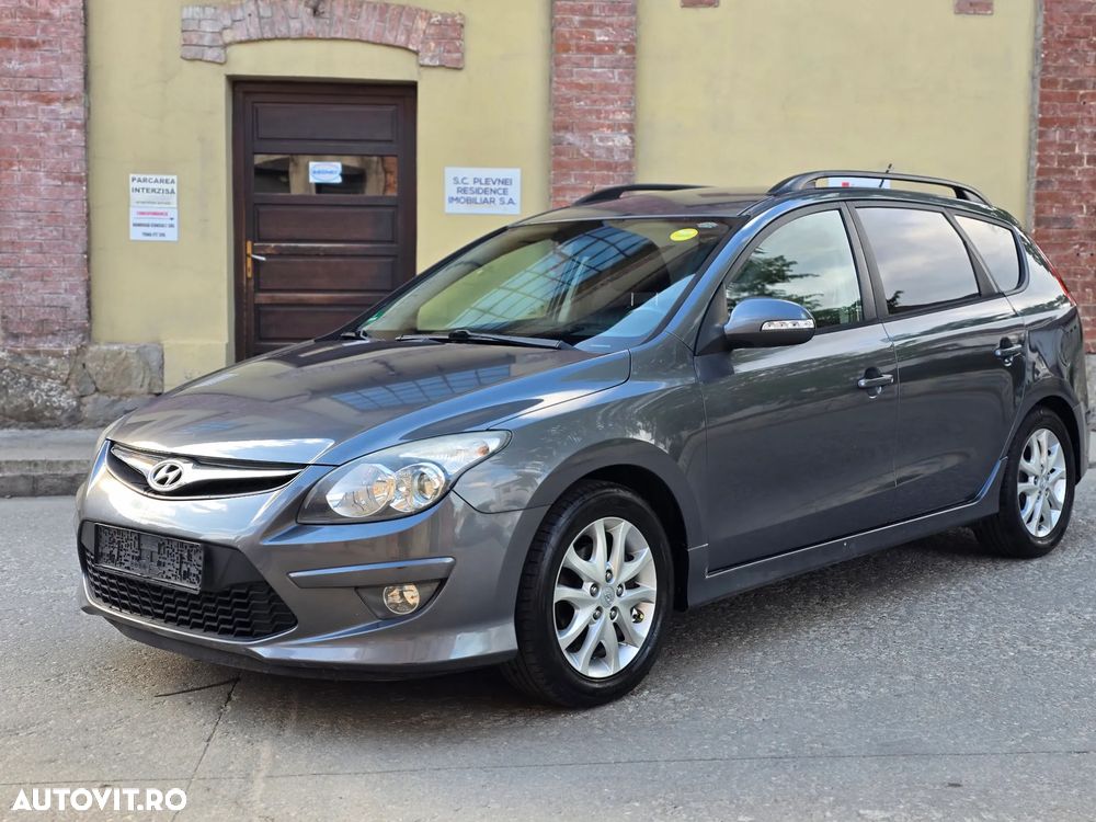 Hyundai i30 1.6 CRDI Style - 1