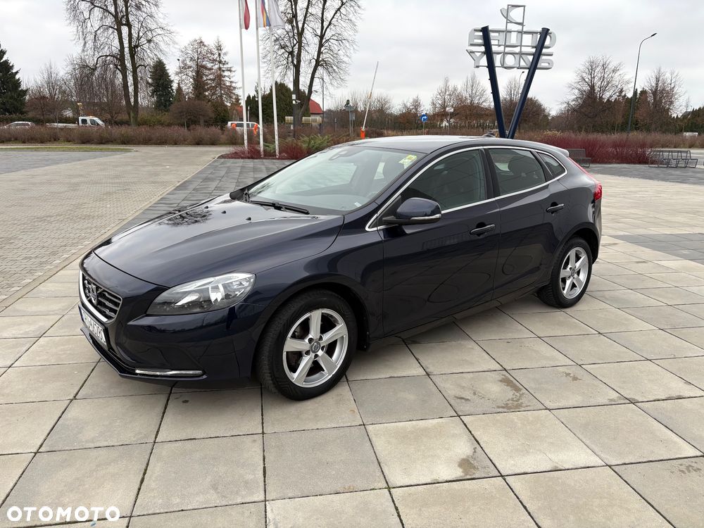 Volvo V40 D2 Summum - 2