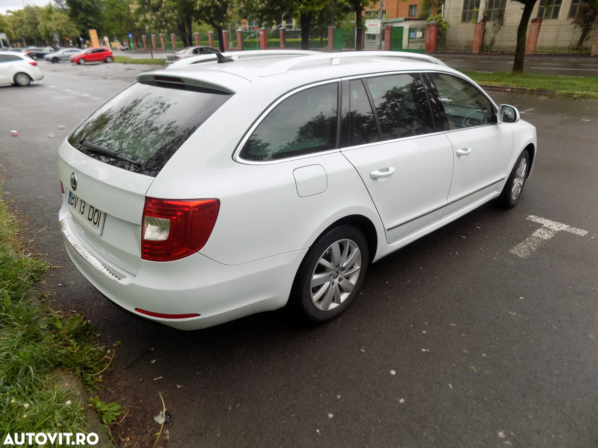 Skoda Superb Combi 2.0 TDI Elegance - 9