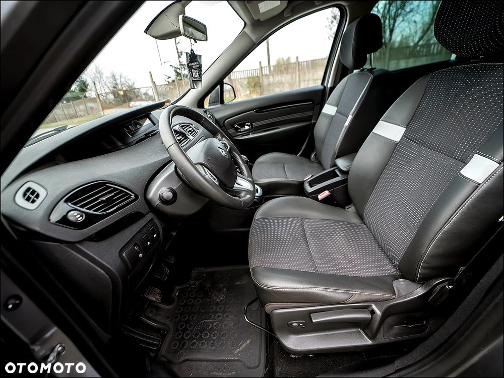 Renault Scenic - 18