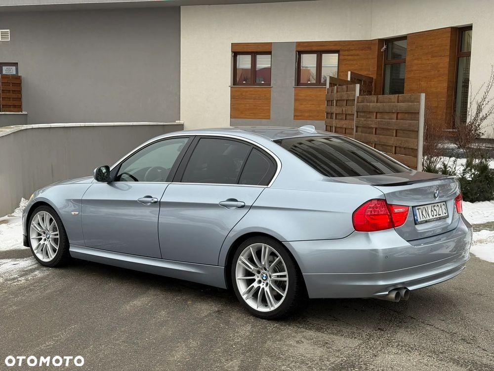 BMW Seria 3 320d Efficient Dynamics Edition - 13