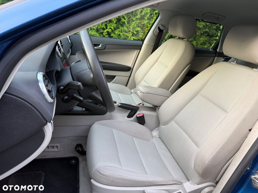 Audi A3 Sportback 1.8 TFSI Attraction - 14