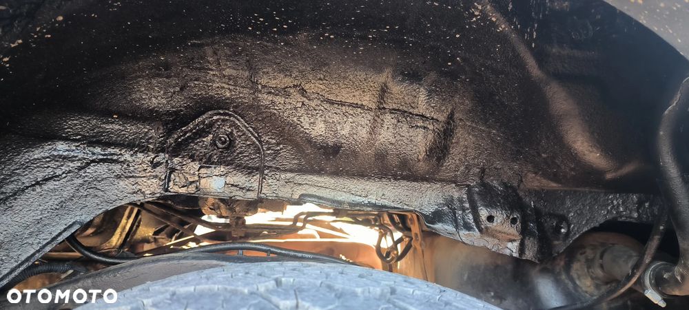 Toyota Land Cruiser - 2