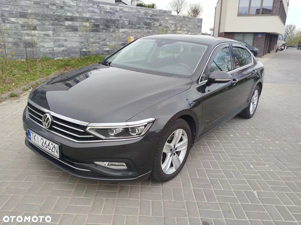 Volkswagen Passat 2.0 TSI Business DSG - 18
