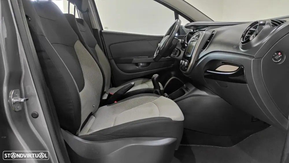 Renault Captur 1.5 dCi Sport - 23