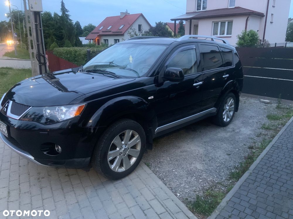 Mitsubishi Outlander 2.0 DID Instyle - 14