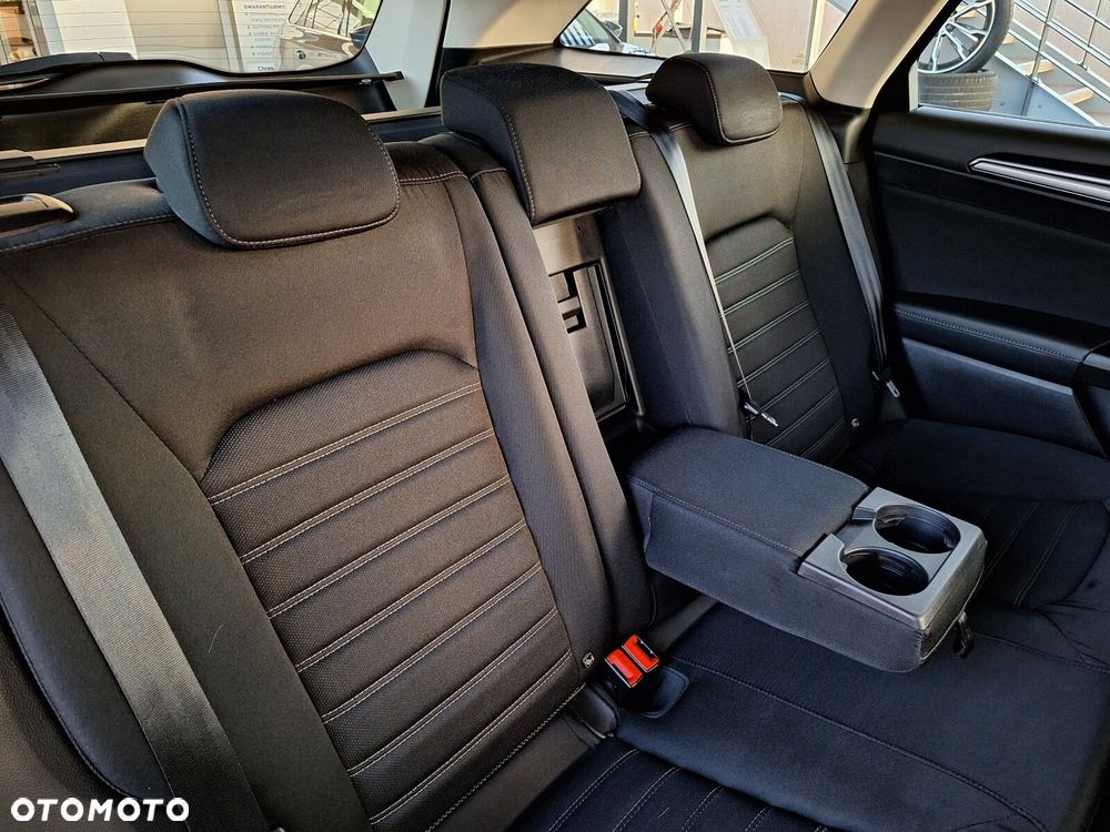 Ford Mondeo 2.0 EcoBlue Trend - 23