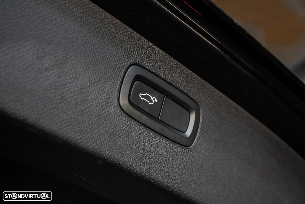 Volvo XC 90 D4 Geartronic Momentum - 28