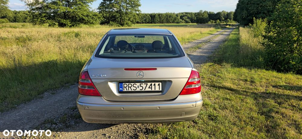 Mercedes-Benz Klasa E - 9