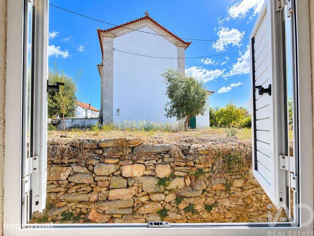 Casa / Villa T3 em São Pedro de Veiga de Lila - Grande imagem: 5/19