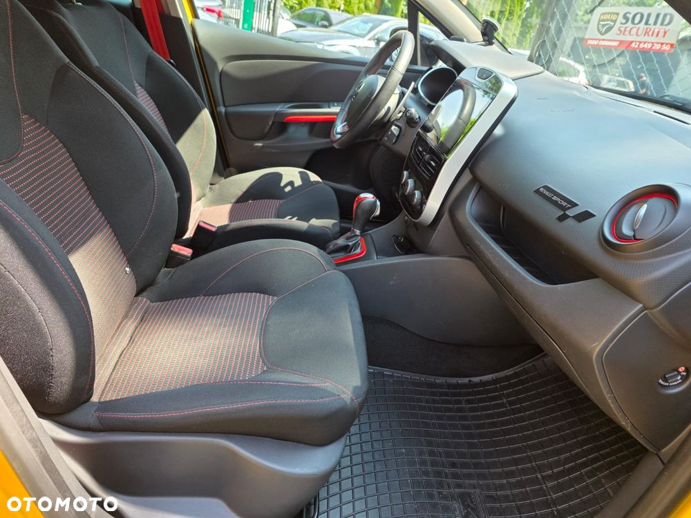 Renault Clio TCe 200 EDC Sport R.S - 21