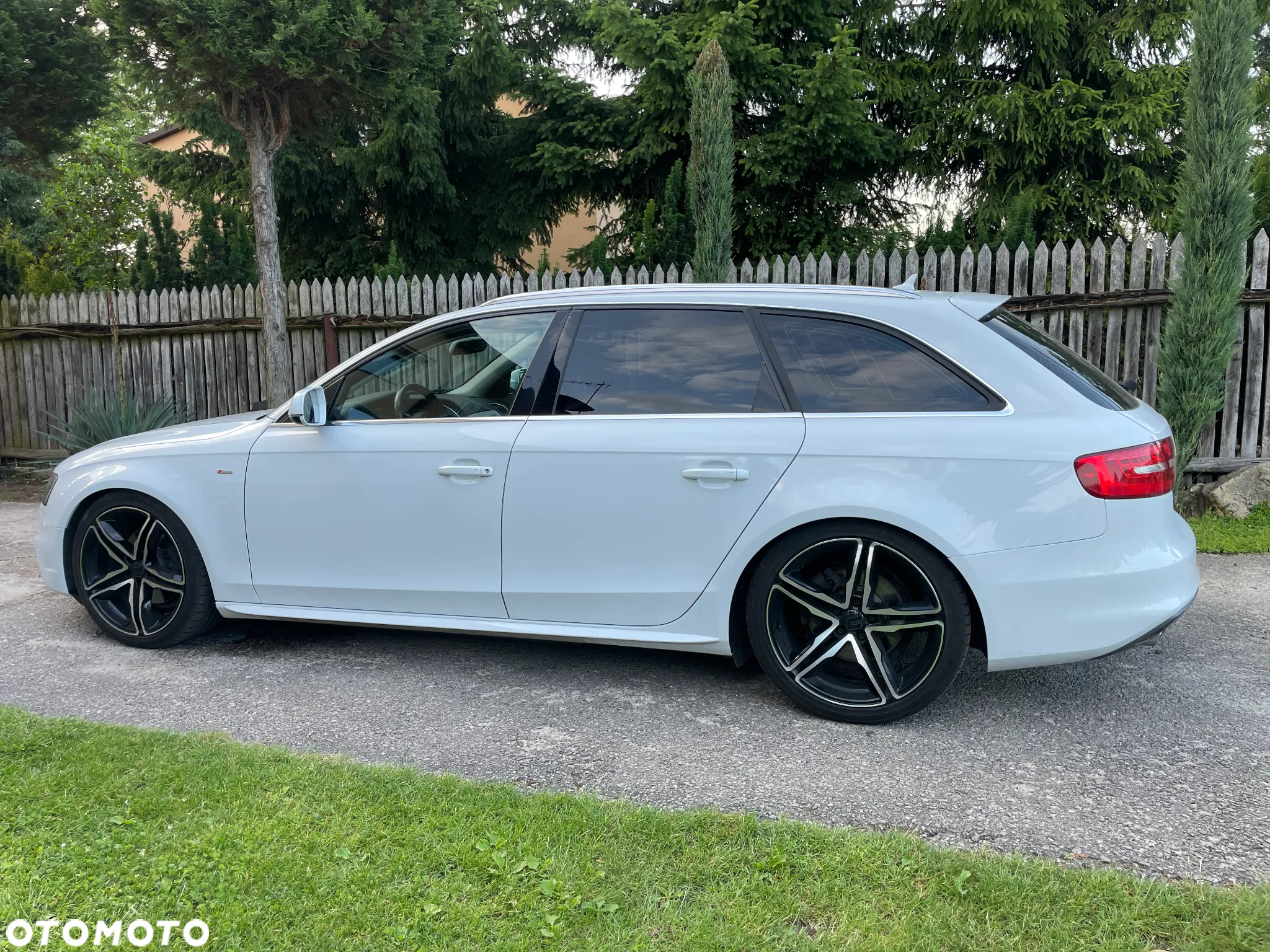Audi A4 Avant 2.0 TDI DPF quattro S tronic S line Sportpaket - 8