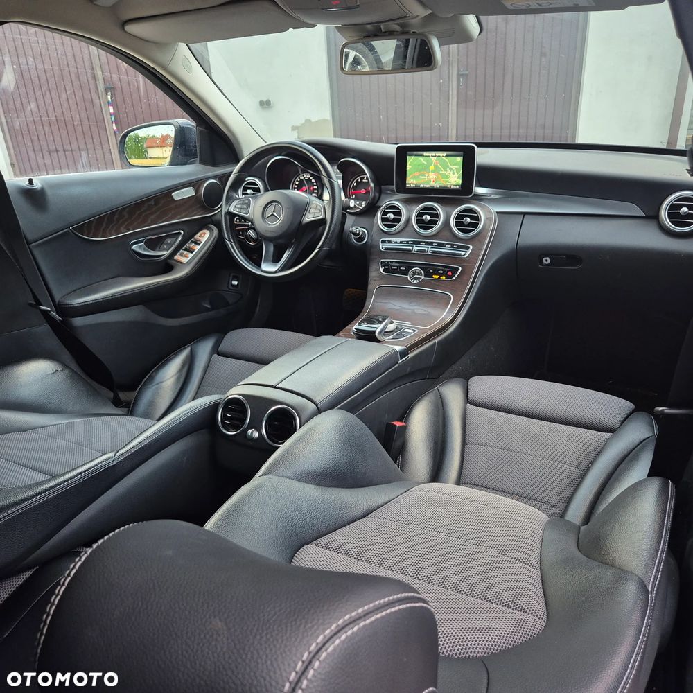Mercedes-Benz Klasa C 180 7G-TRONIC - 14