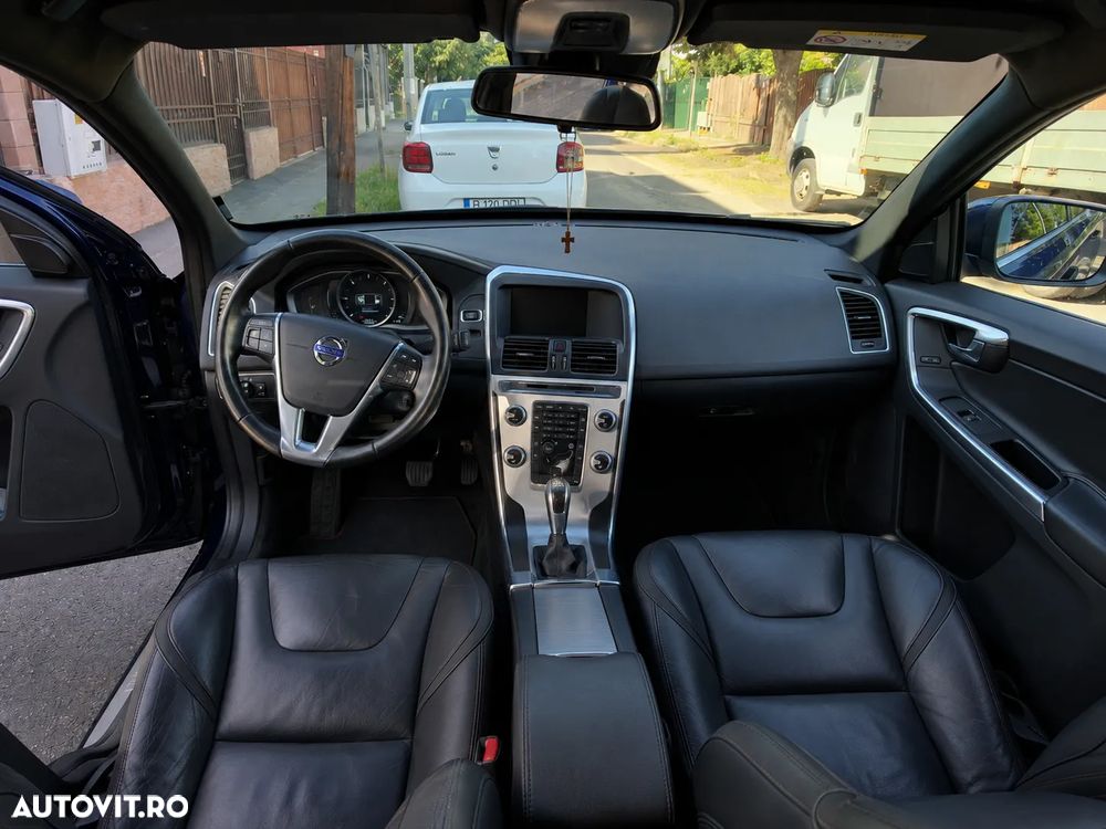 Volvo XC 60 D3 Ocean Race - 8
