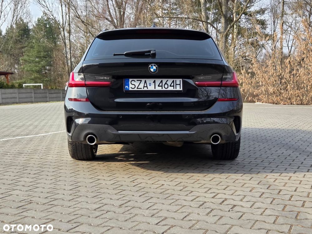 BMW Seria 3 320d xDrive Edition M Sport Shadow - 28