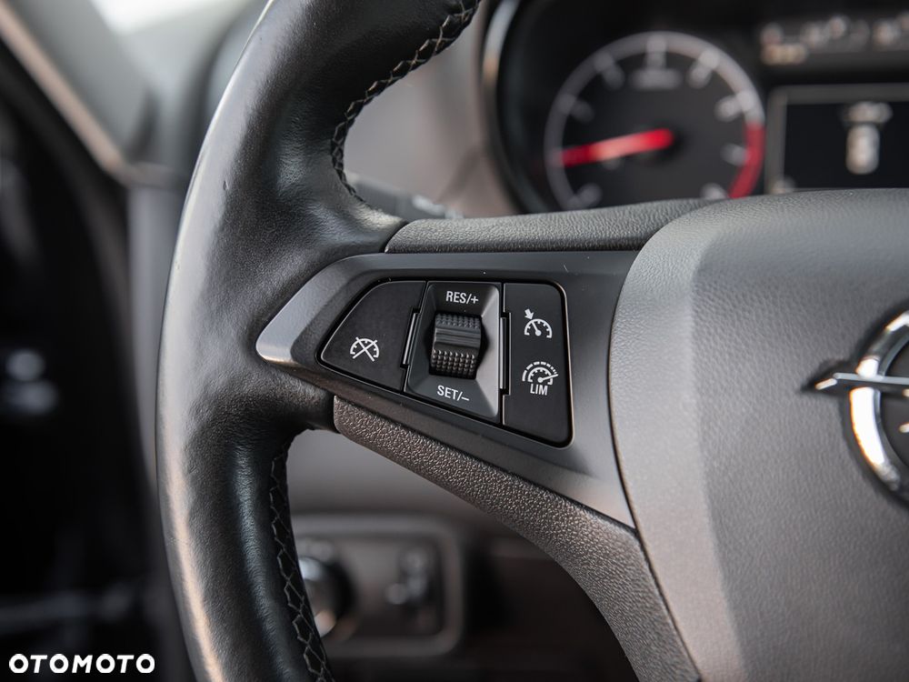 Opel Zafira - 21