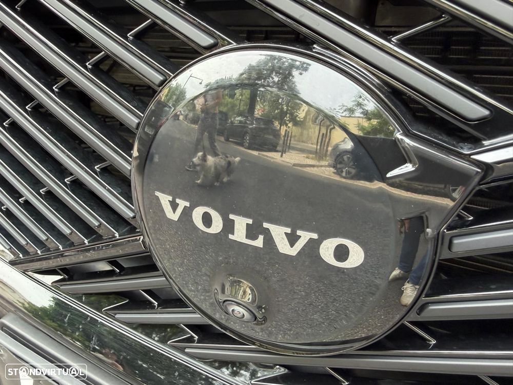 Volvo XC 60 T6 AWD Recharge Plus Black Edition - 13