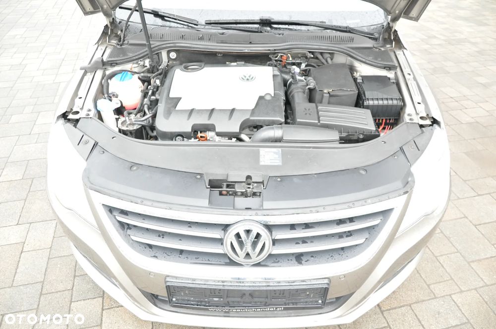 Volkswagen Passat CC 2.0 TDI Individual - 16