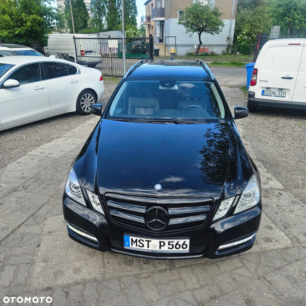 Mercedes-Benz Klasa E 350 CDI DPF BlueEFFICIENCY 7G-TRONIC Avantgarde - 2