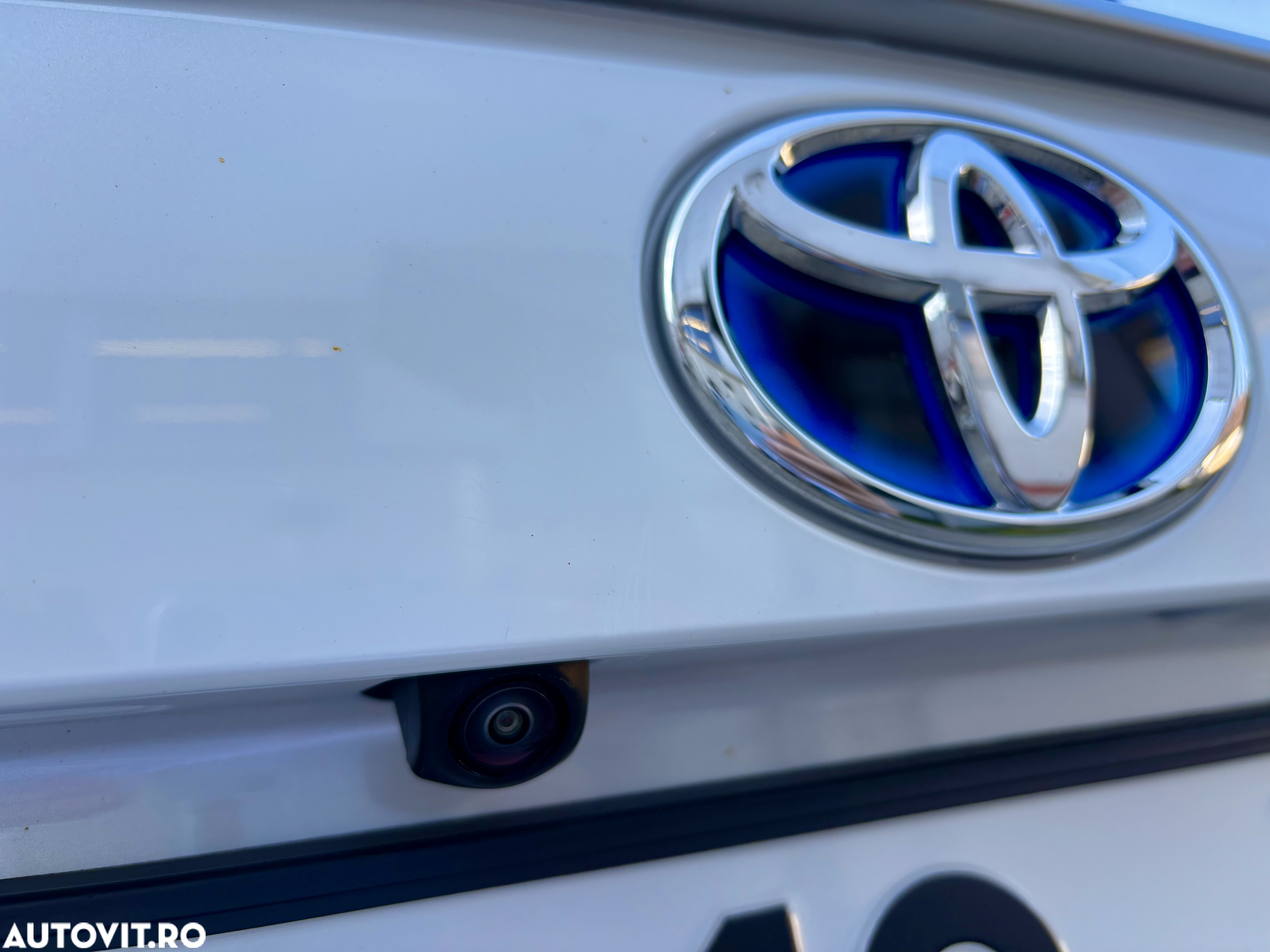 Toyota RAV4 2.5 PHEV VVT-iE 4x4 Style Bi-Tone - 27