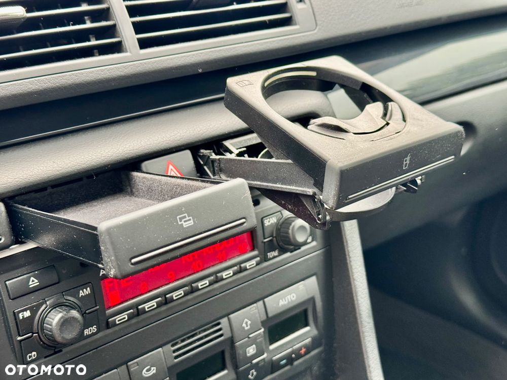 Audi A4 Limousine 2 - 23