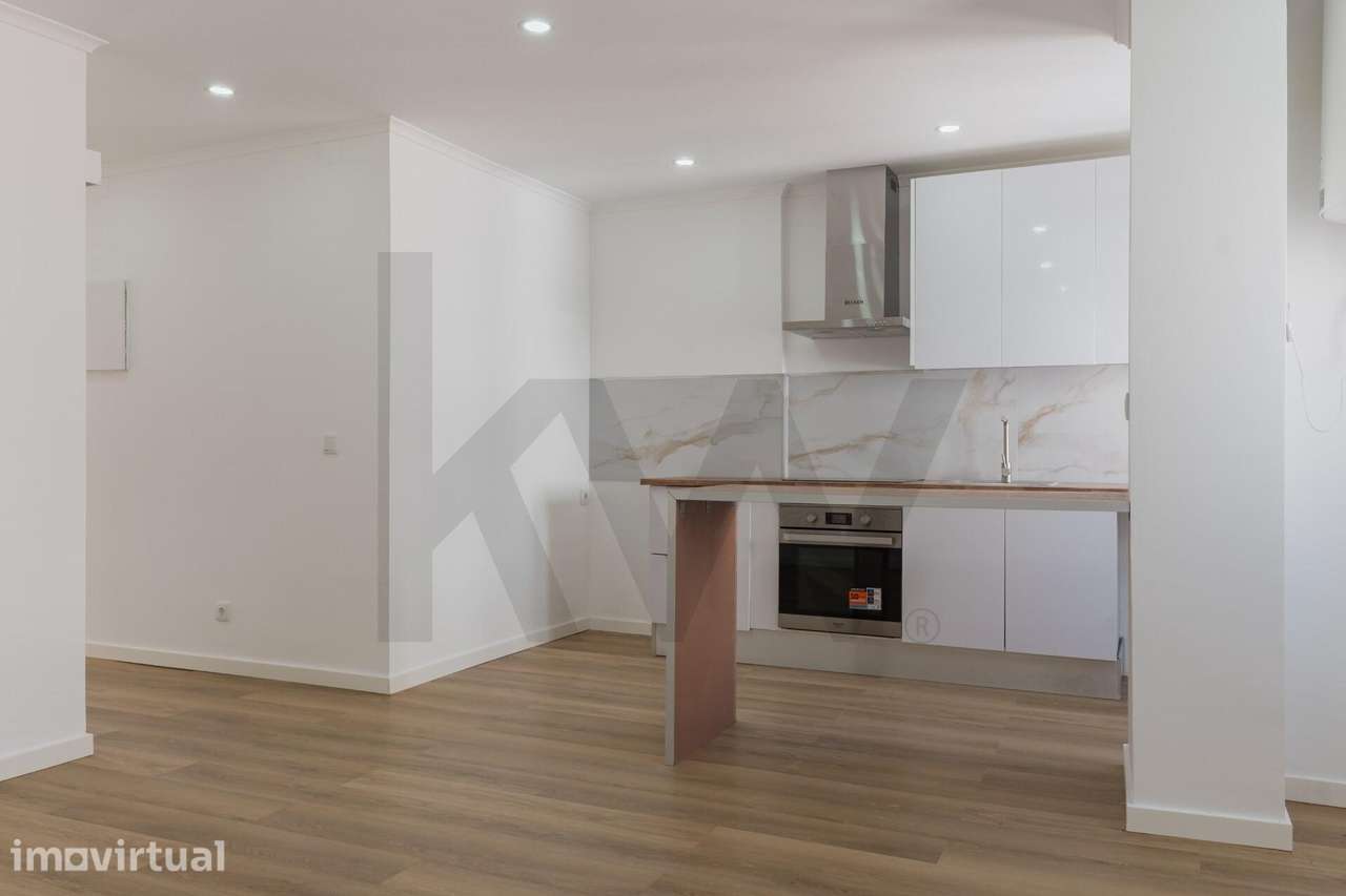 Apartamento T2 no Lavradio || Remodelado a estrear - Grande imagem: 3/25