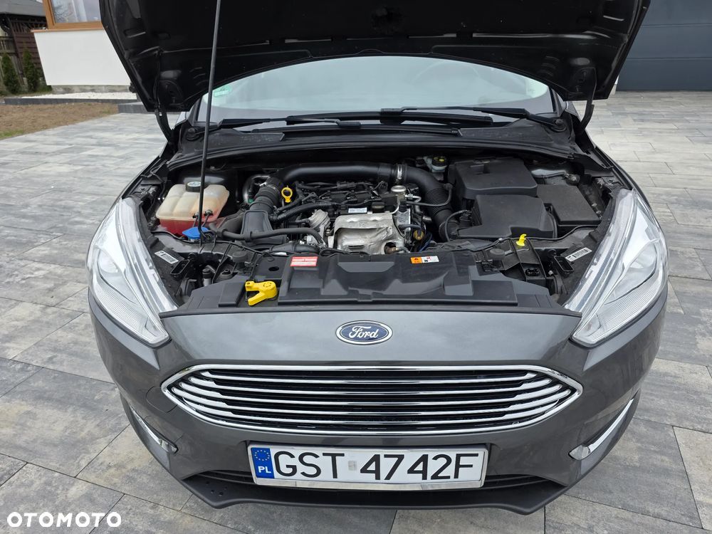 Ford Focus 1.0 EcoBoost Titanium - 34