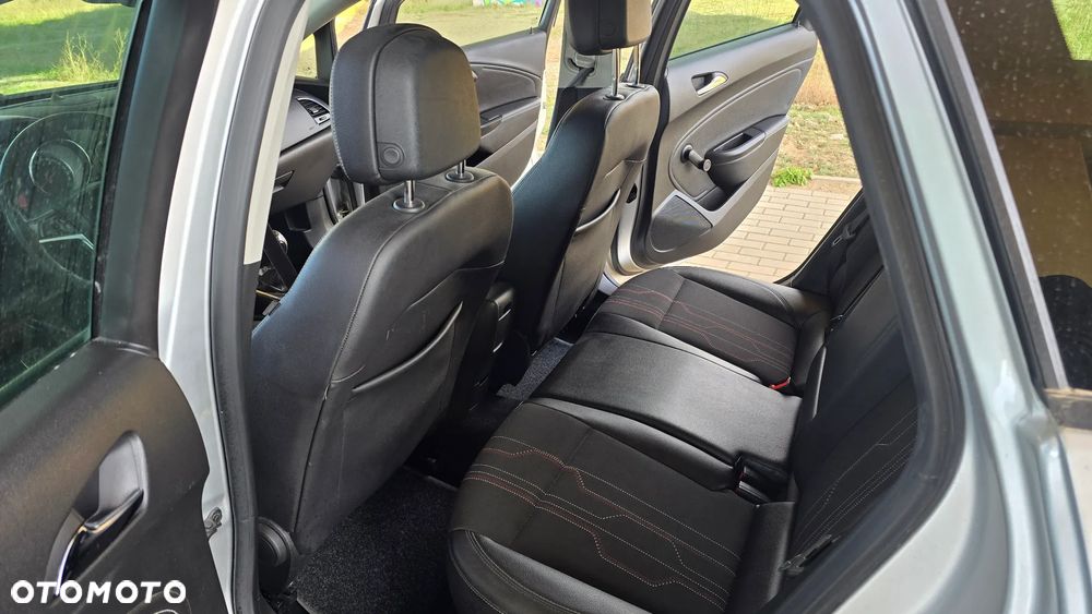 Opel Astra 1.7 CDTI DPF ecoFLEX Start/Stop 150 Jahre - 28