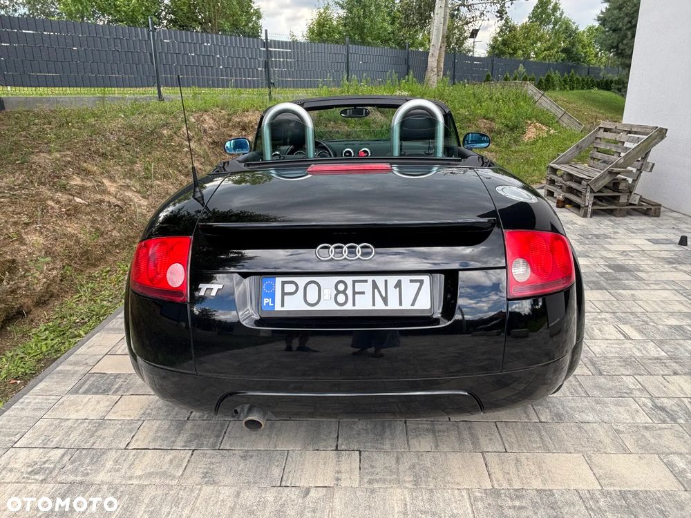 Audi TT Coupé 1.8T - 17