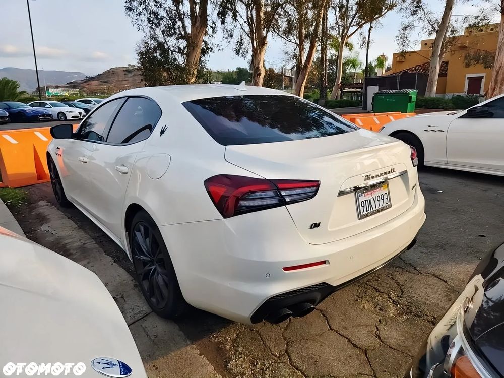 Maserati Ghibli Modena - 2