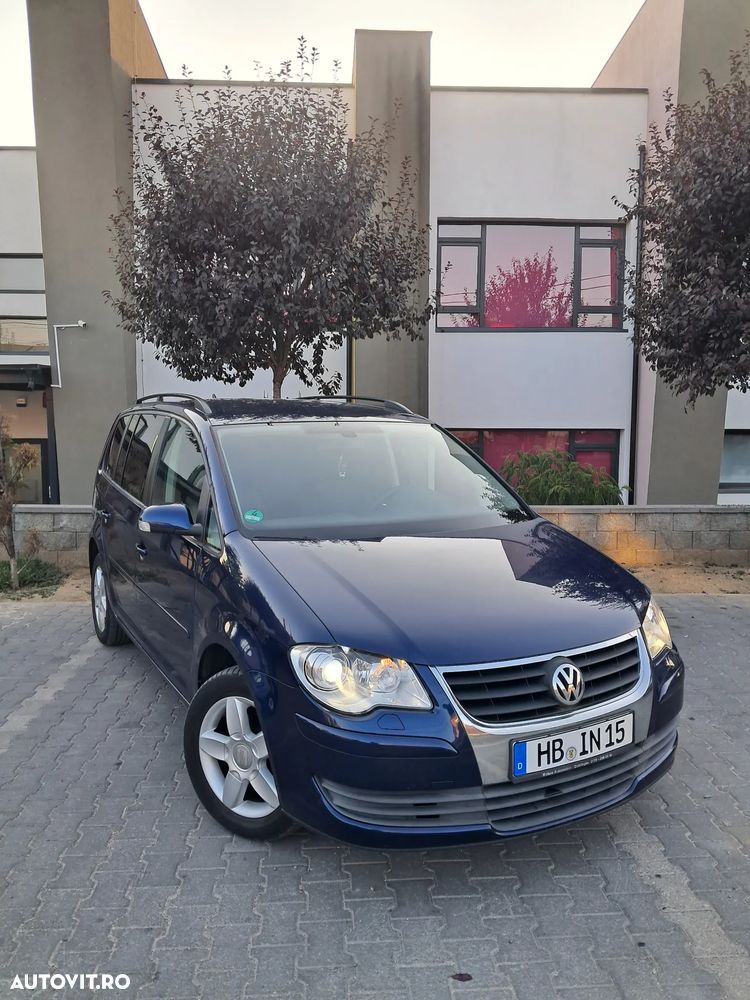 Volkswagen Touran 2.0 TDI Highline - 1