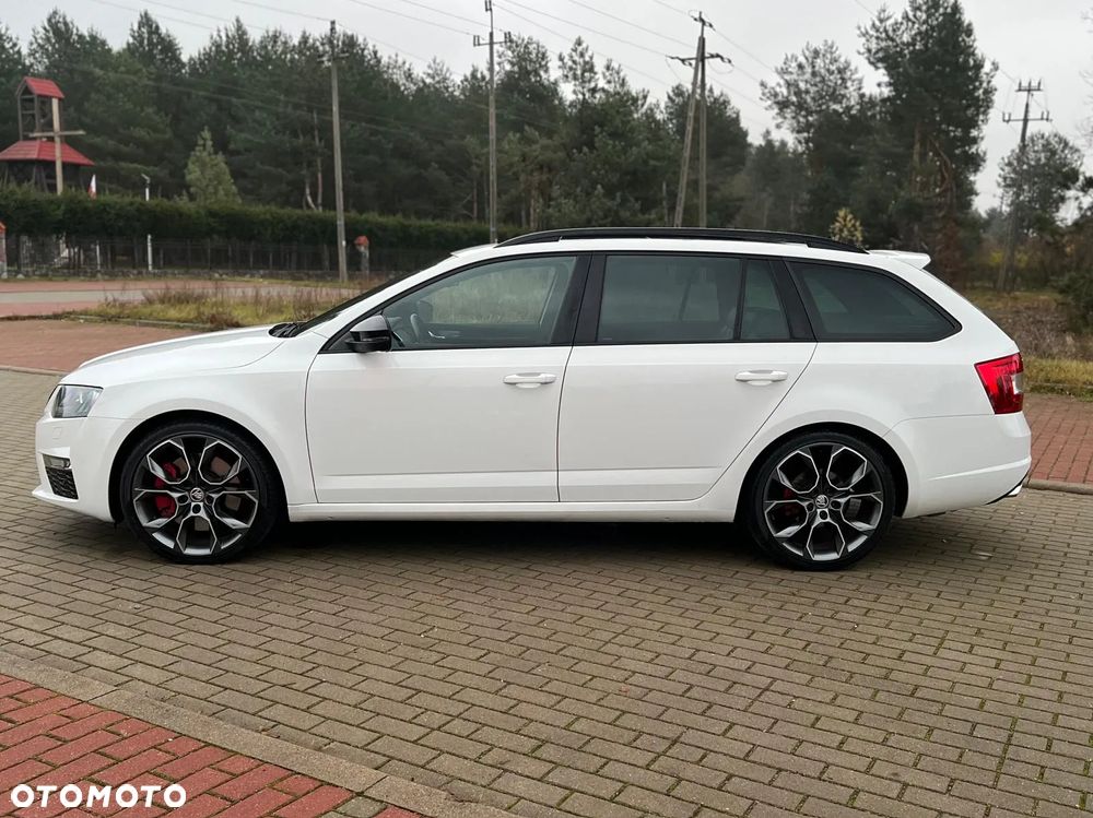 Skoda Octavia 2.0 TDI DSG RS - 6