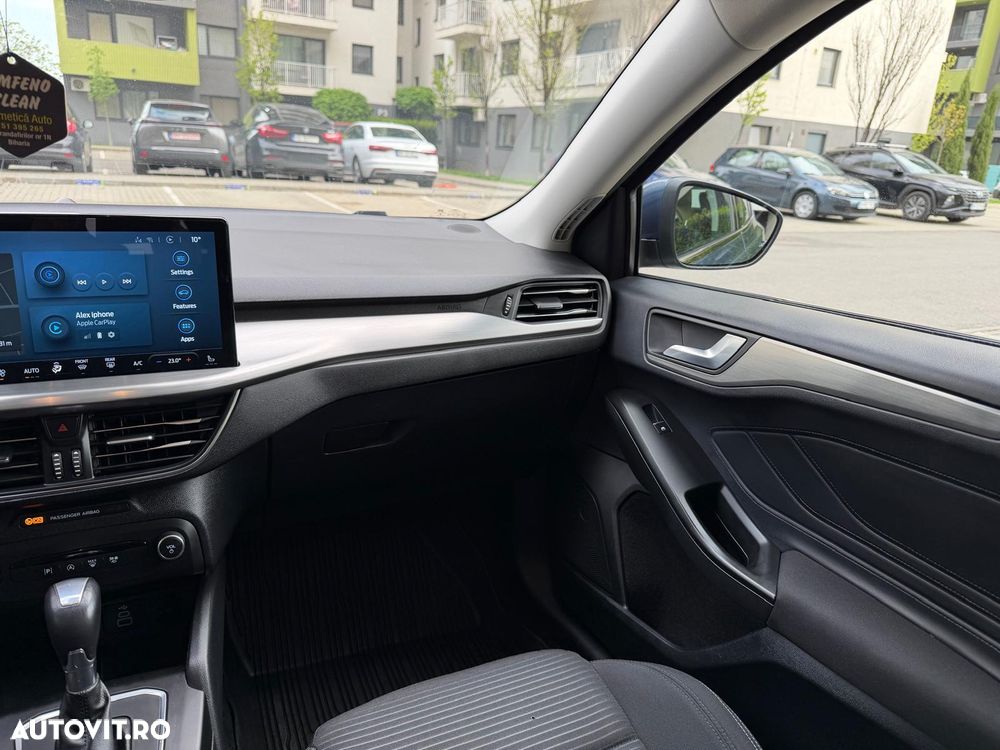 Ford Focus 1.0 EcoBoost MHEV Titanium - 10