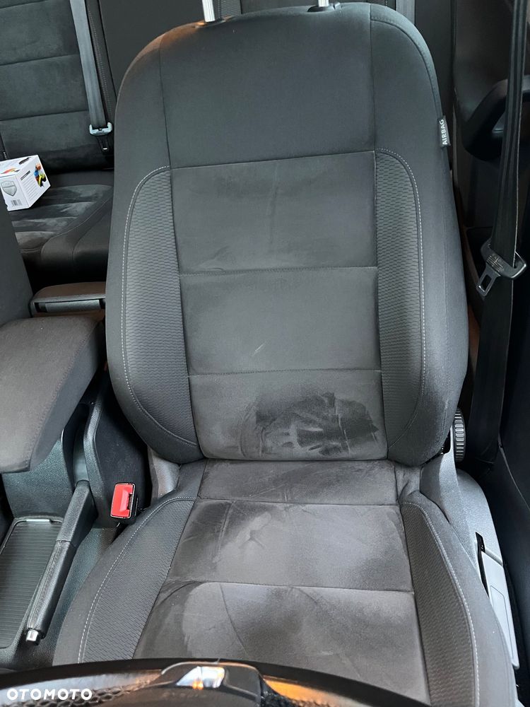 Volkswagen Golf 1.6 TDI Highline - 14