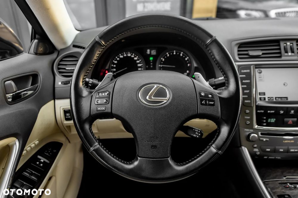 Lexus IS 250 Executive Line - 23