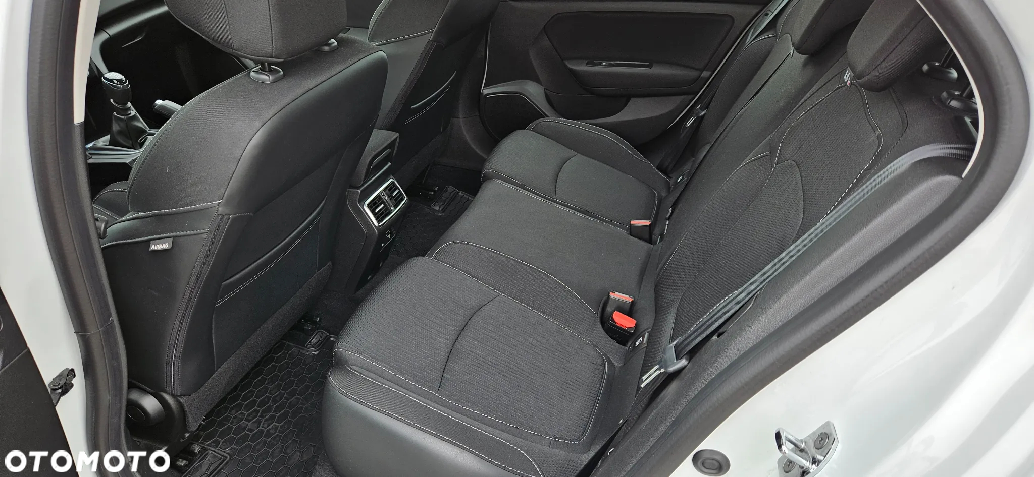 Renault Megane 1.3 TCe FAP Zen - 20