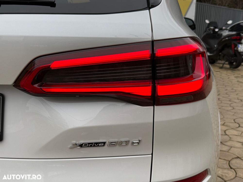 BMW X5 xDrive30d - 11