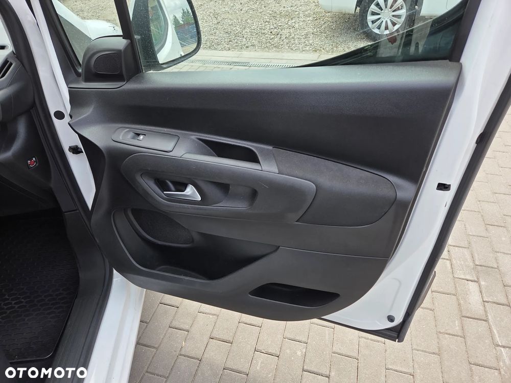 Opel Combo XL 1.5 CDTI Enjoy S&S - 18