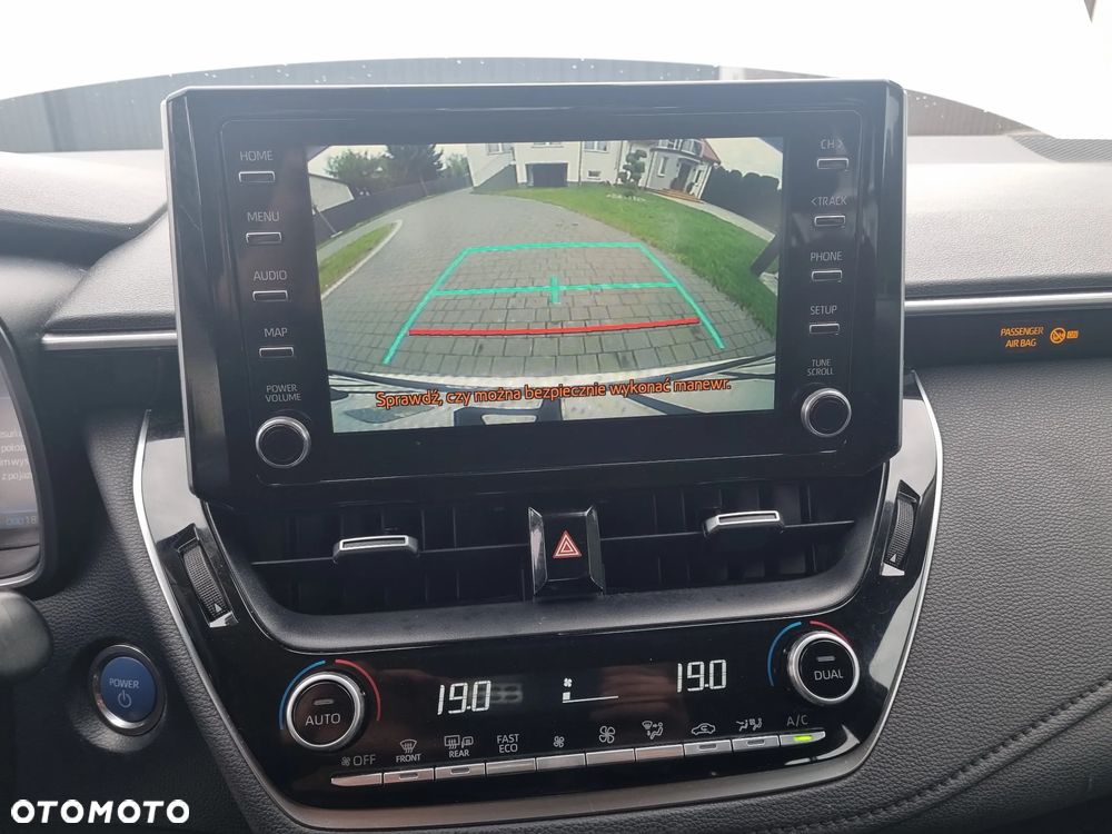 Toyota Corolla 1.8 Hybrid GPF Comfort - 17