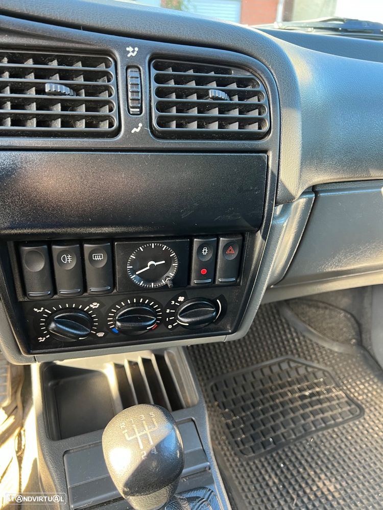 Renault 19 1.4 RT - 8