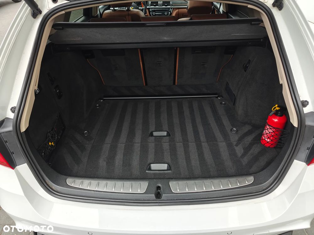 BMW Seria 3 318d Luxury Line - 21