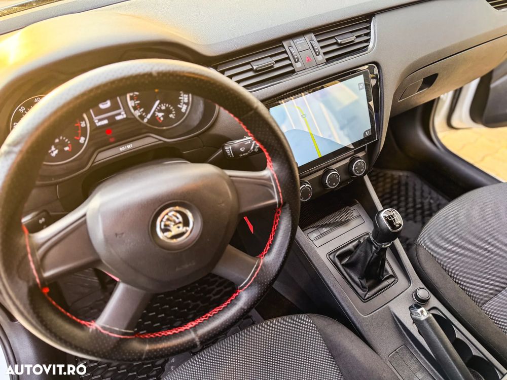 Skoda Octavia 1.2 TSI AMBITION - 11