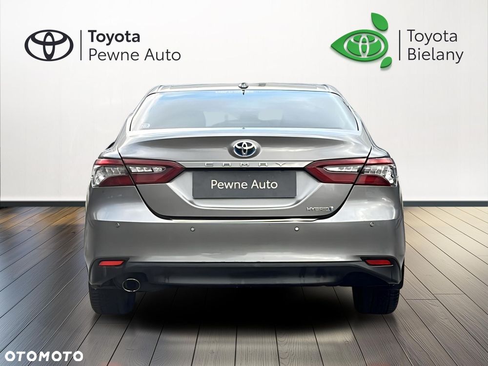 Toyota Camry 2.5 Hybrid Executive CVT - 4