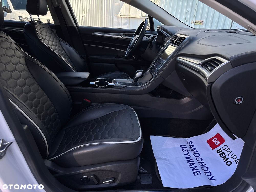 Ford Mondeo 2.0 Hybrid Vignale - 15