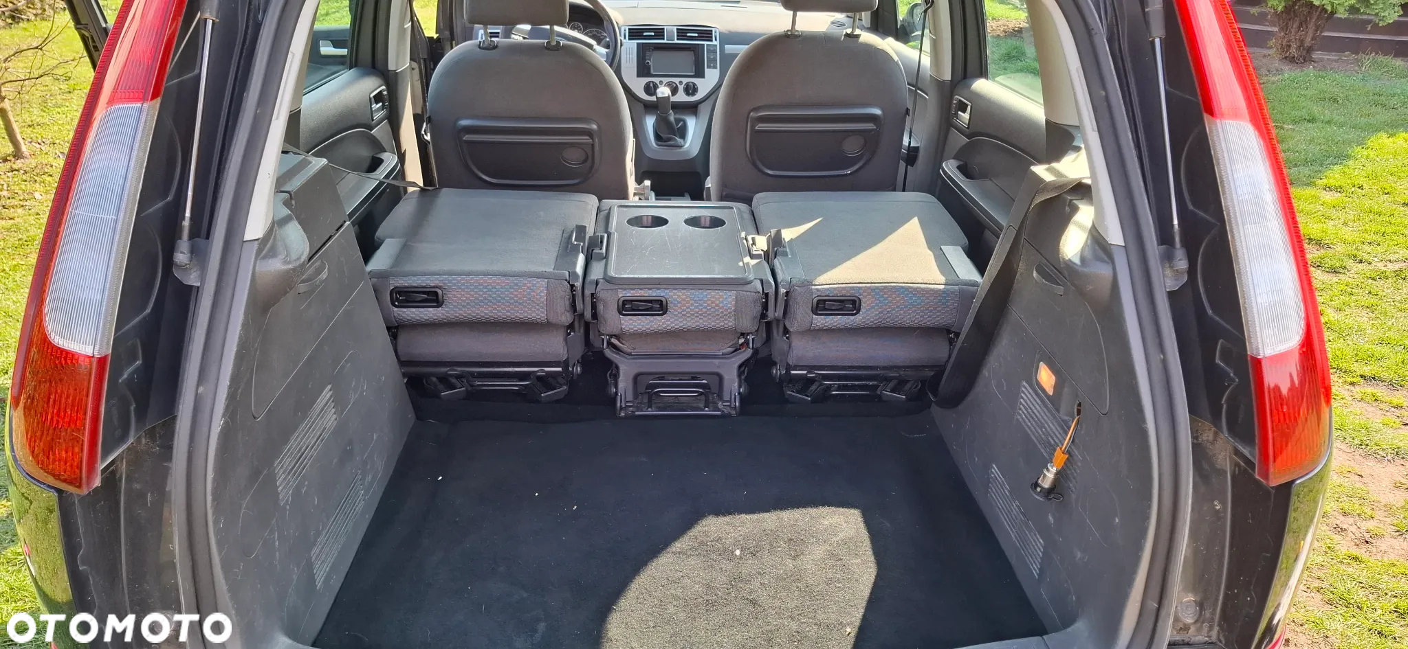 Ford C-MAX 1.6 Ambiente - 12