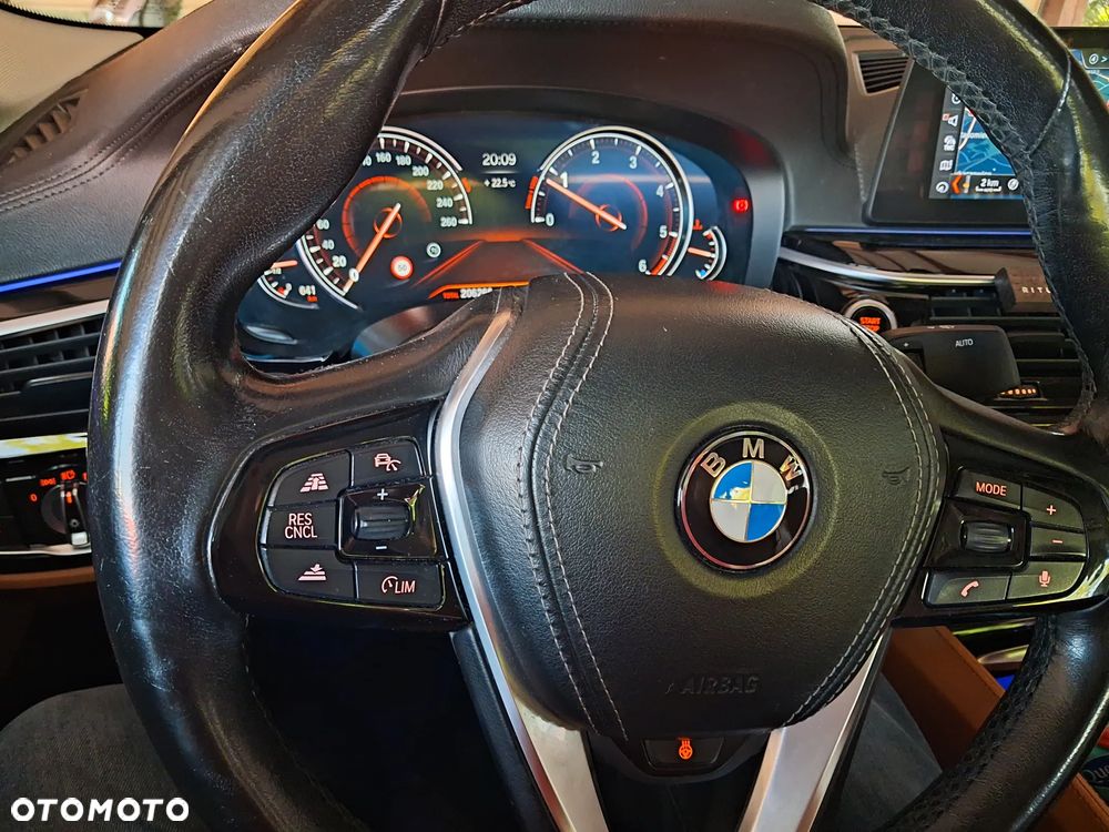 BMW Seria 5 520d Luxury Line - 6