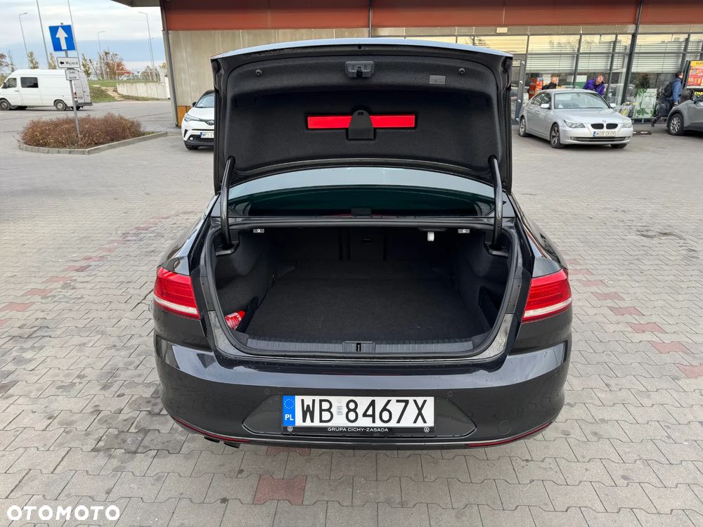 Volkswagen Passat 1.8 TSI BMT Comfortline - 7