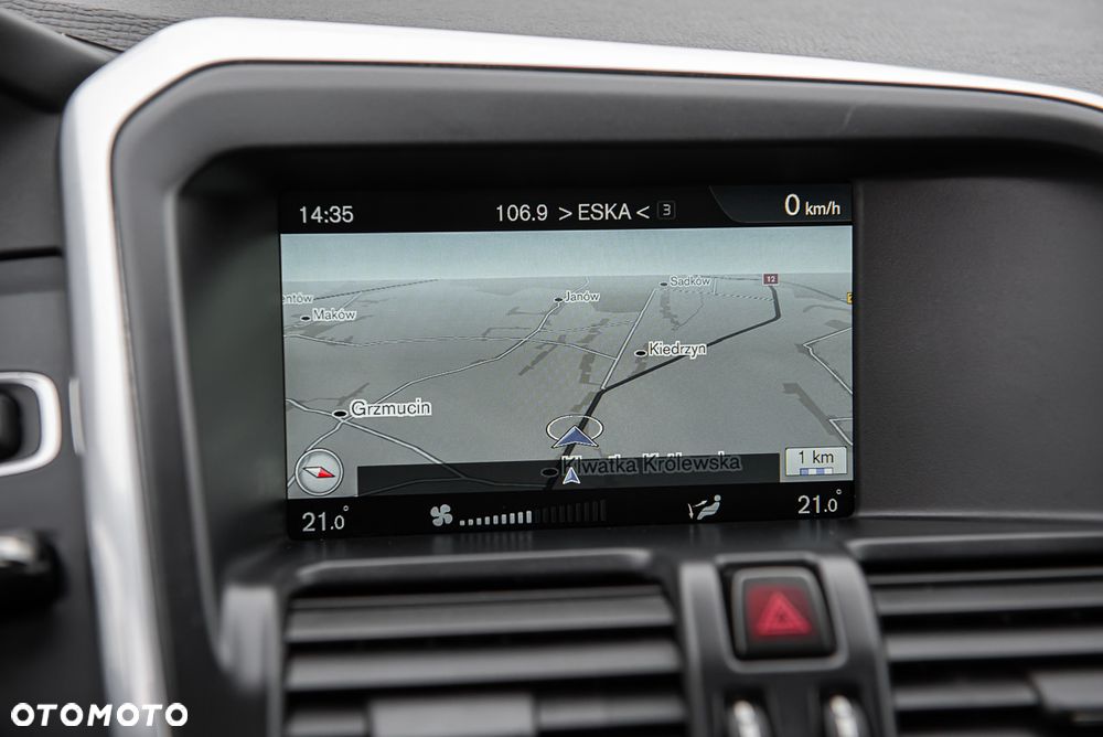 Volvo XC 60 D4 Momentum - 16