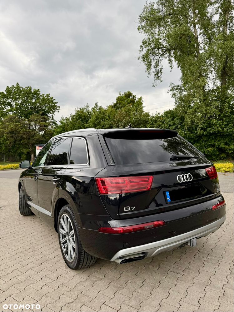 Audi Q7 - 6